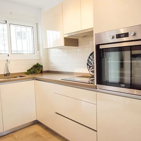 Edf. Miami, Bajo Apartamento